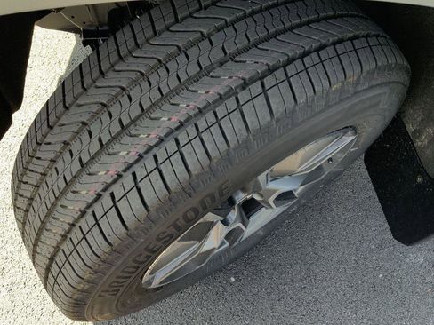 New 2026 Chevrolet Silverado 1500 LT image 21