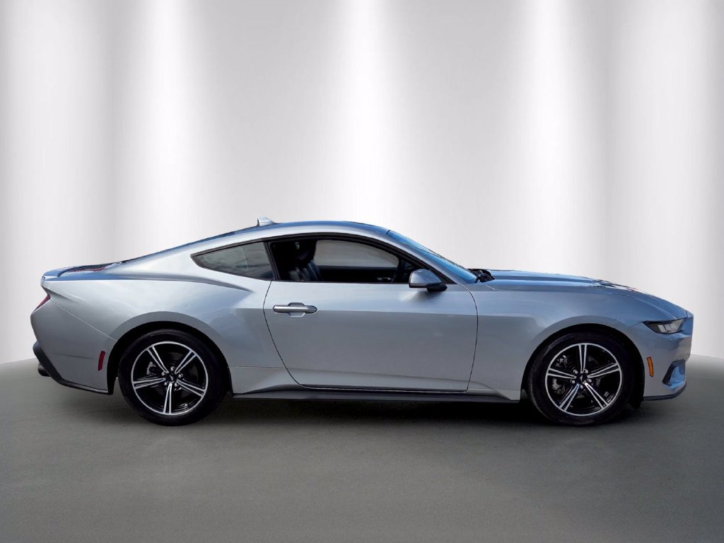 Used 2024 Ford Mustang Premium RWD image 2