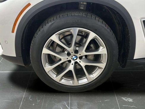 Used 2022 BMW X5 sDrive40i w/ Premium Package image 15