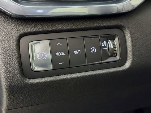 New 2026 GMC Acadia Denali w/ Super Cruise Package image 10