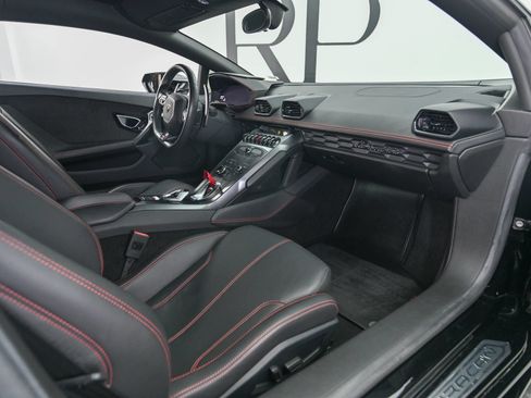 Used 2016 Lamborghini Huracan LP 580-2 RWD image 18