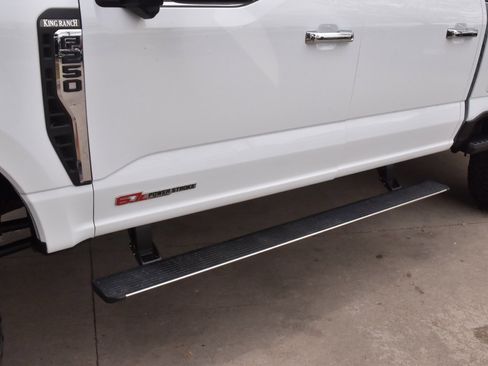 Used 2024 Ford F250 King Ranch w/ Chrome Package image 39