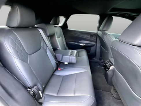 Used 2024 Lexus RX 350h w/ Accessory Package (Z1) AWD/4WD image 19