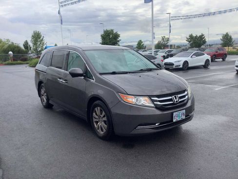 Used 2016 Honda Odyssey SE image 9