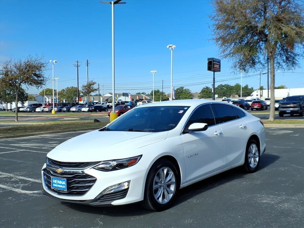Used 2025 Chevrolet Malibu LT FWD image 11