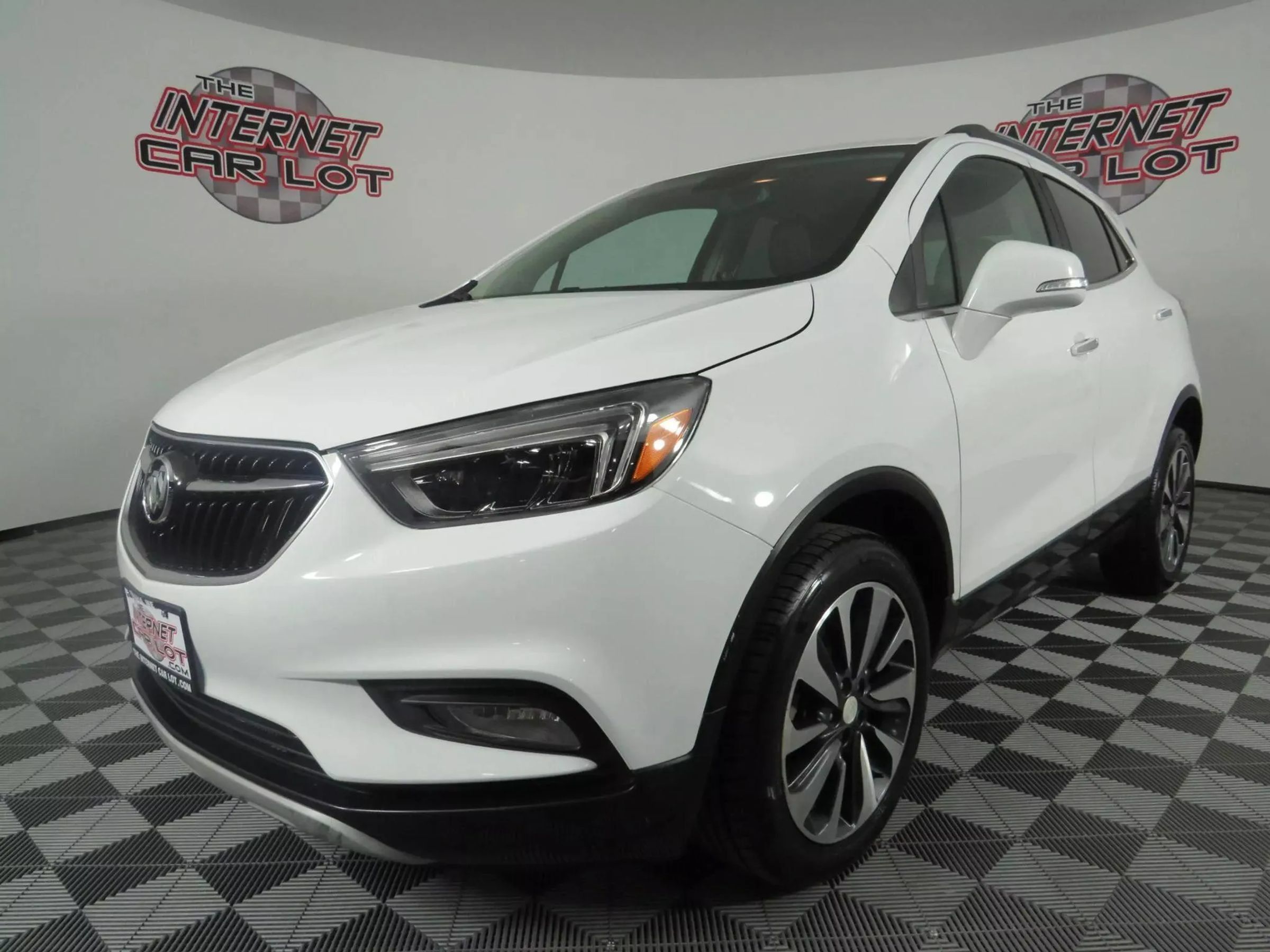 Used 2020 Buick Encore Essence AWD/4WD image 3
