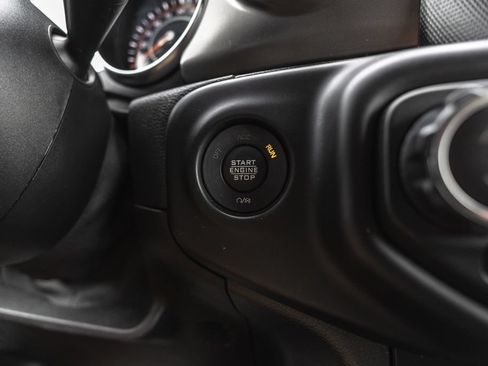 Used 2021 Jeep Wrangler Sport AWD/4WD image 15