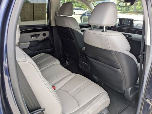 Certified 2024 Honda Pilot EX-L image 37