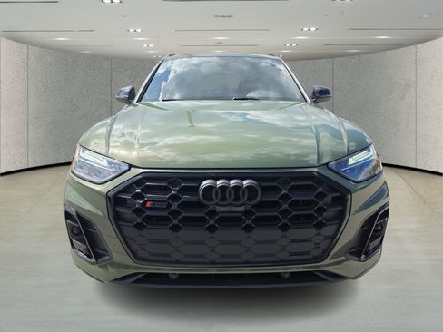 Used 2021 Audi SQ5 Premium Plus w/ Premium Plus Package image 8