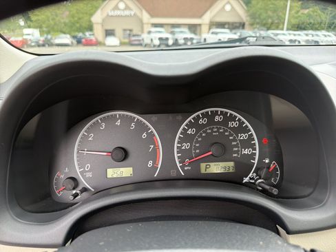 Used 2013 Toyota Corolla LE FWD image 20