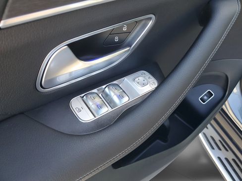 Certified 2026 Mercedes-Benz GLS 450 4MATIC image 39