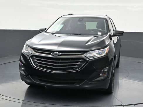 Used 2020 Chevrolet Equinox LT w/ Midnight Edition image 9