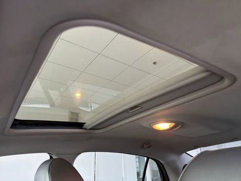 Used 2012 Chevrolet Malibu LTZ image 22