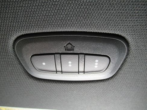 Used 2025 RAM 1500 Big Horn RWD image 31