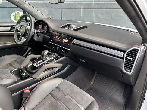 Certified 2023 Porsche Cayenne GTS image 24