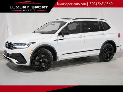 Used 2024 Volkswagen Tiguan SE R-Line AWD/4WD image 1