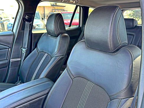 Used 2025 MAZDA CX-50 AWD 2.5 S w/ Premium Package image 14
