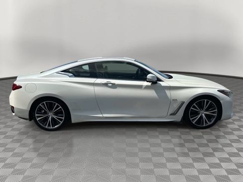 Used 2017 INFINITI Q60 3.0t w/ Premium Plus Package 3.0T RWD image 2