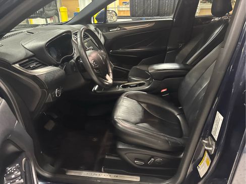 Used 2017 Lincoln MKC Premiere image 15