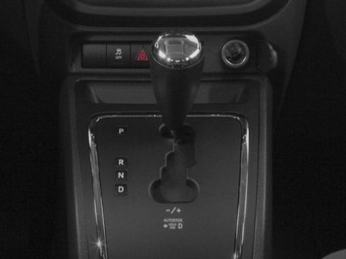 Used 2017 Jeep Patriot High Altitude image 14