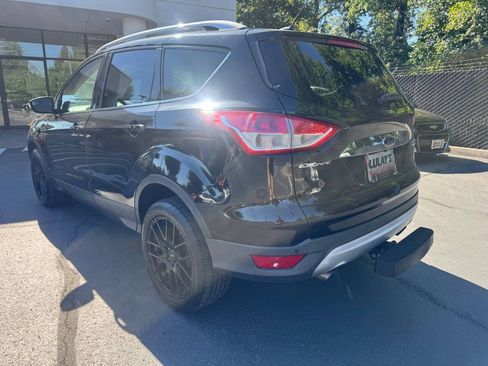 Used 2016 Ford Escape Titanium AWD/4WD image 3