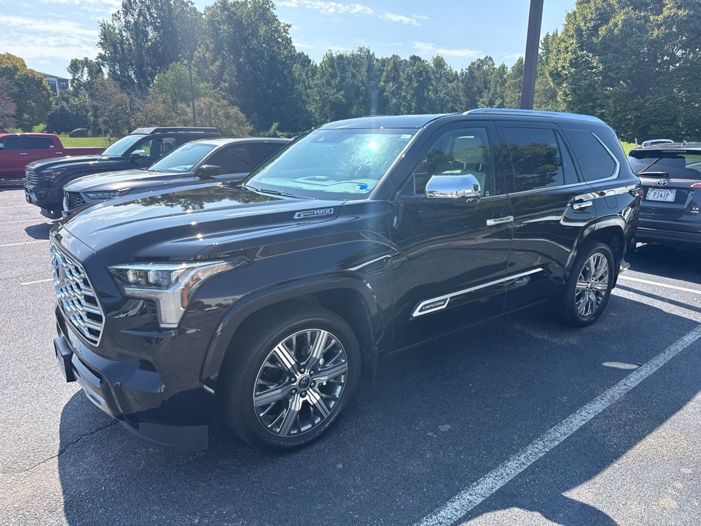 Used 2024 Toyota Sequoia Capstone AWD/4WD image 6