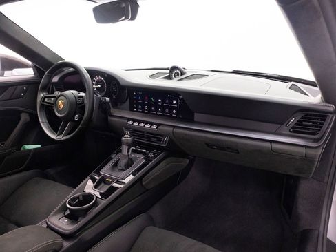 Certified 2024 Porsche 911 GT3 RWD image 36