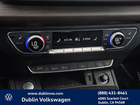 Used 2023 Audi Q5 2.0T Premium w/ Convenience Package image 19