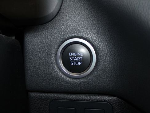 Used 2024 Toyota Tundra Limited image 50