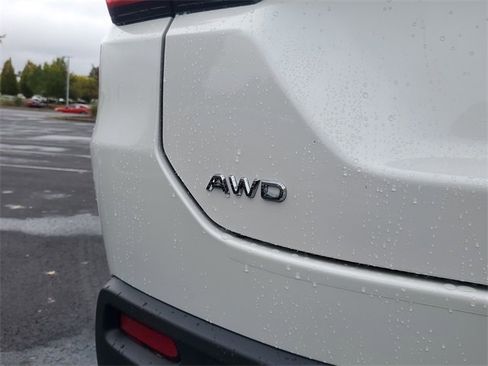 New 2025 Honda Pilot EX-L image 8