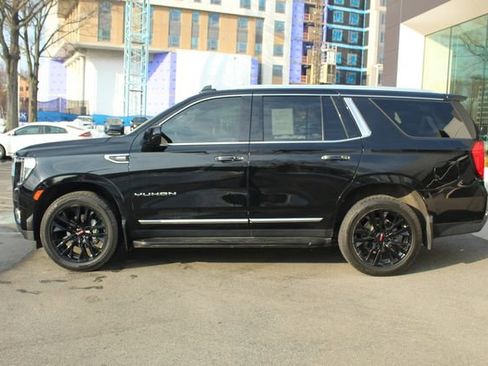Used 2023 GMC Yukon SLT image 6