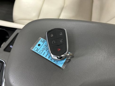 Used 2021 Cadillac XT5 Premium Luxury FWD image 24