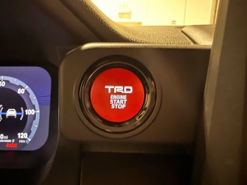 Used 2026 Toyota Tacoma TRD Off-Road AWD/4WD image 21
