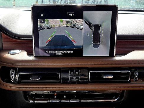 Used 2023 Lincoln Aviator Reserve w/ Equipment Group 201A image 23