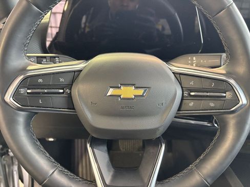 Used 2025 Chevrolet Equinox LT image 29