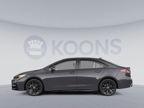 Used 2026 Toyota Corolla LE FWD image 2