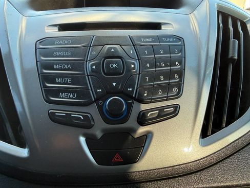 Used 2017 Ford Transit 350 XLT image 38