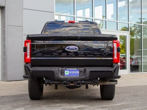 Used 2024 Ford F250 Lariat w/ Sport Appearance Package image 9