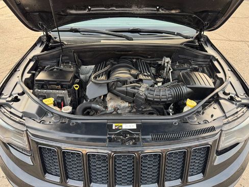 Used 2014 Jeep Grand Cherokee SRT8 w/ Luxury Group II AWD/4WD image 24