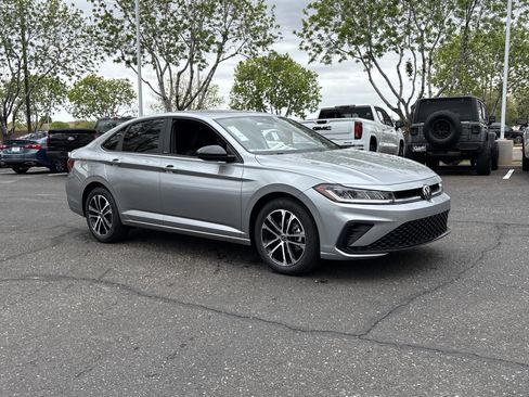 New 2026 Volkswagen Jetta Sport FWD image 5