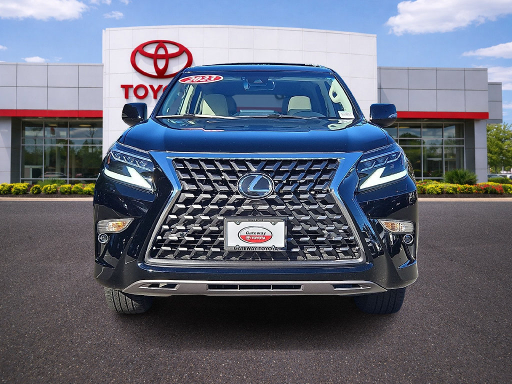 Used 2023 Lexus GX 460 Premium w/ Premium Package AWD/4WD image 2