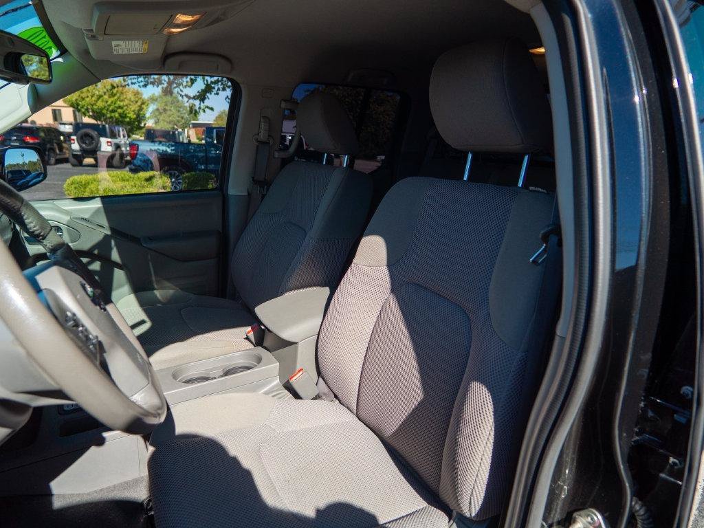 Used 2019 Nissan Frontier SV w/ Value Truck Package AWD/4WD image 16