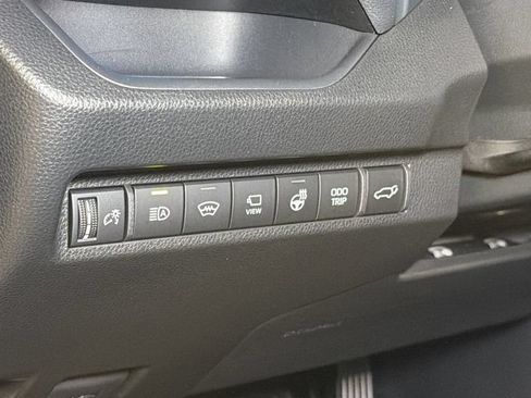 Used 2025 Toyota RAV4 XSE w/ Advanced Technology Package AWD/4WD image 23
