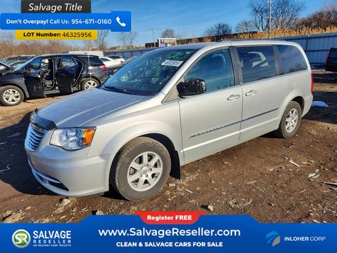 Used 2011 Chrysler Town & Country Touring image 1