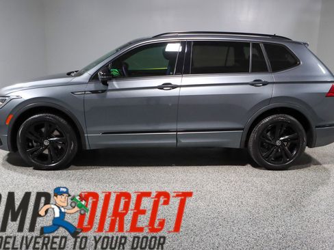 Used 2023 Volkswagen Tiguan SE R-Line image 10
