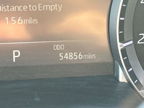 Used 2022 Toyota Highlander XLE image 19