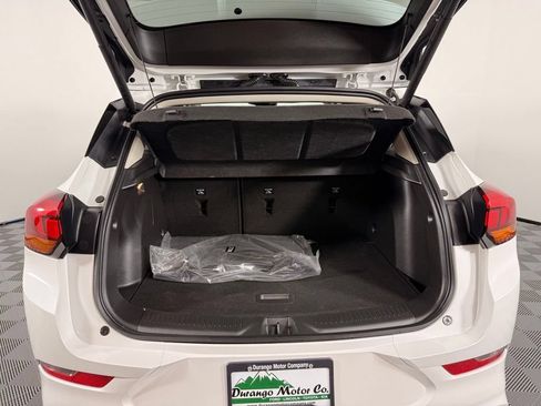 Used 2022 Buick Encore GX Select w/ Sport Touring Package AWD/4WD image 13