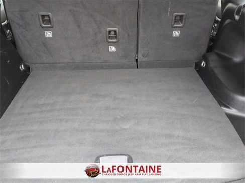 Used 2024 Jeep Grand Cherokee Limited image 29