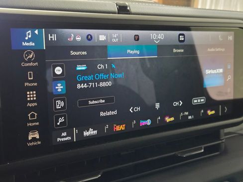 Used 2024 Jeep Wrangler Sahara image 4