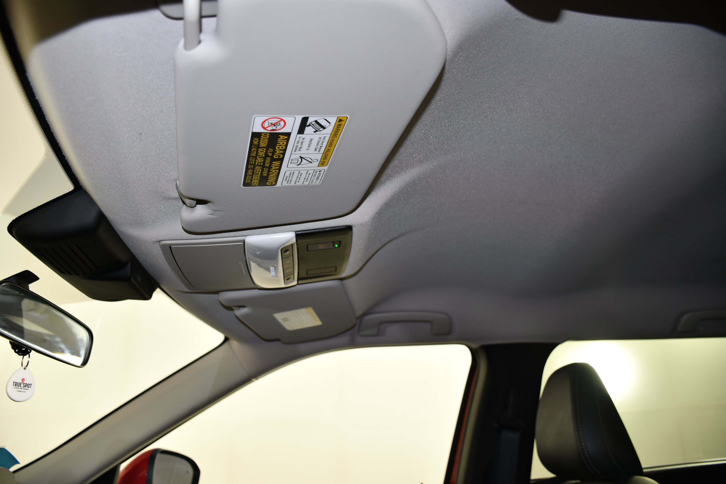 Used 2025 Mitsubishi Outlander SE AWD/4WD image 36